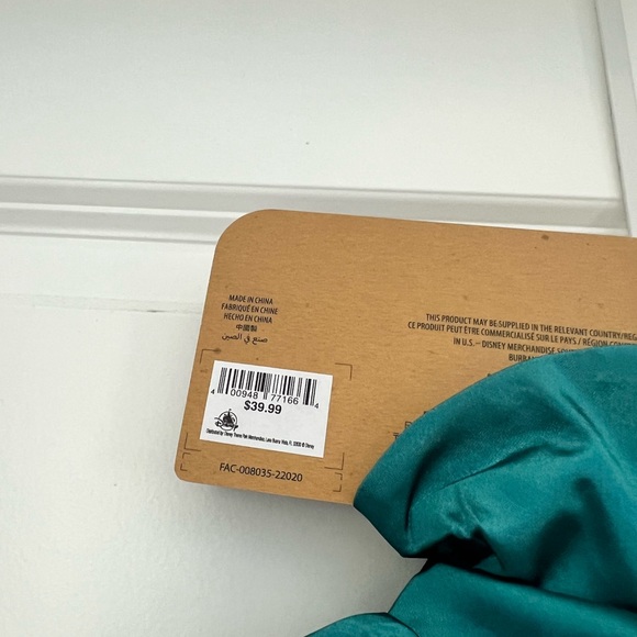 NWT Disney Tails Hatbox Ghost Pet Costume and Toy Set, The Haunted Mansion - Picture 5 of 7